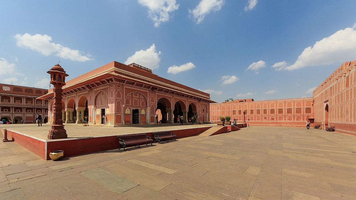 Thumb city palace  jaipur